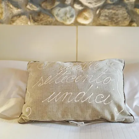 Il Portico - 1711 Luxury Guest house Arlate